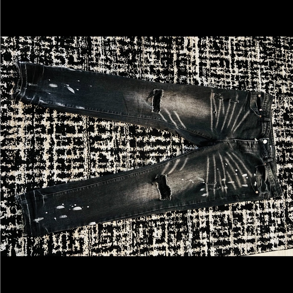 Men's Slim Straight Distressed Black Jeans